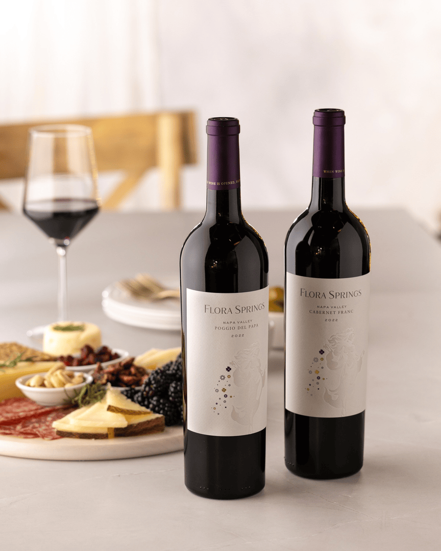 We bring you a stunning line up of bold yet elegant red varietals:
✨ Poggio del Papa – A beautifully structured blend, rich with dark fruit, spice, and Old World elegance.
✨ Cabernet Franc – Aromatic and expressive, with layers of violet, red currant, and spice.