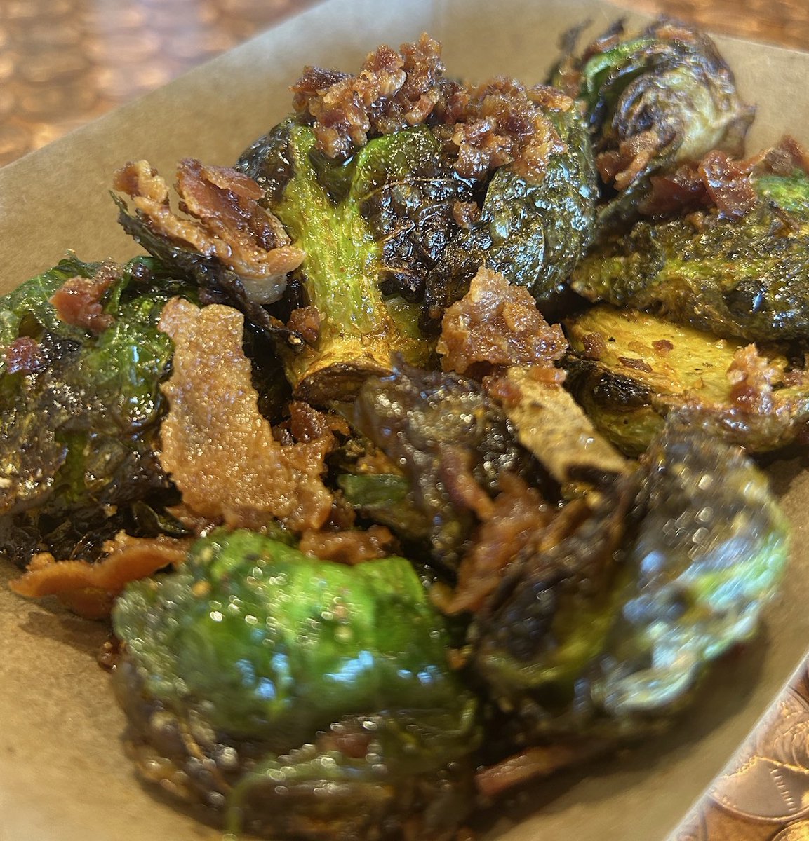 ⏰PREORDER for the ‘BIG GAME’ NOW!
‼️Time slots will sell out‼️

🔸GRAB BIG GAME EXCLUSIVES: 
📸1️⃣boneless wings *BEST w/ gold sauce 
📸2️⃣loaded potato skins 
📸3️⃣guac + chips 
📸4️⃣hot honey n bacon sprouts 

**Make sure you choose your preferred Boss location!