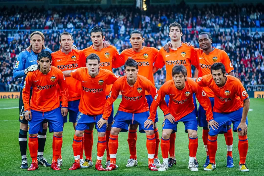 KodroMagazine's tweet photo. El Valencia de la 2006-2007. https://t.co/om1rAr256Y