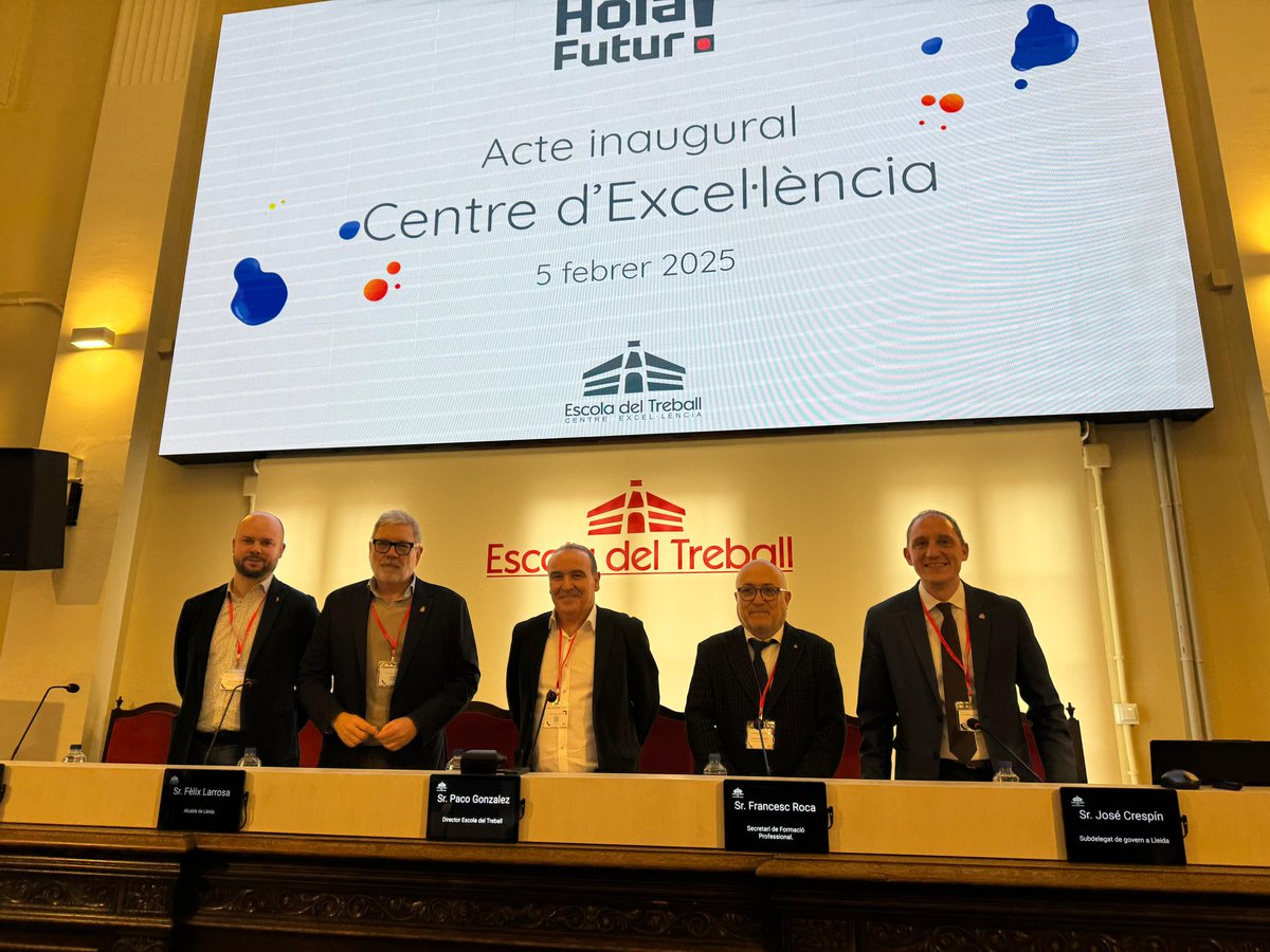 L’<a href="/etlleida/">Escola del Treball</a> diu "Hola!' al futur amb la posada en marxa del Centre d’Excel·lència en Energies Renovables finançat pel Ministeri d'<a href="/educaciongob/">Ministerio de Educación, FP y Deportes</a>.

Un reconeixement que el situa com un referent en la formació i innovació pedagògica en el sector de les energies renovables.