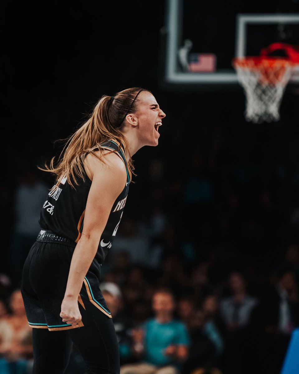 PhotoShelter tweet media