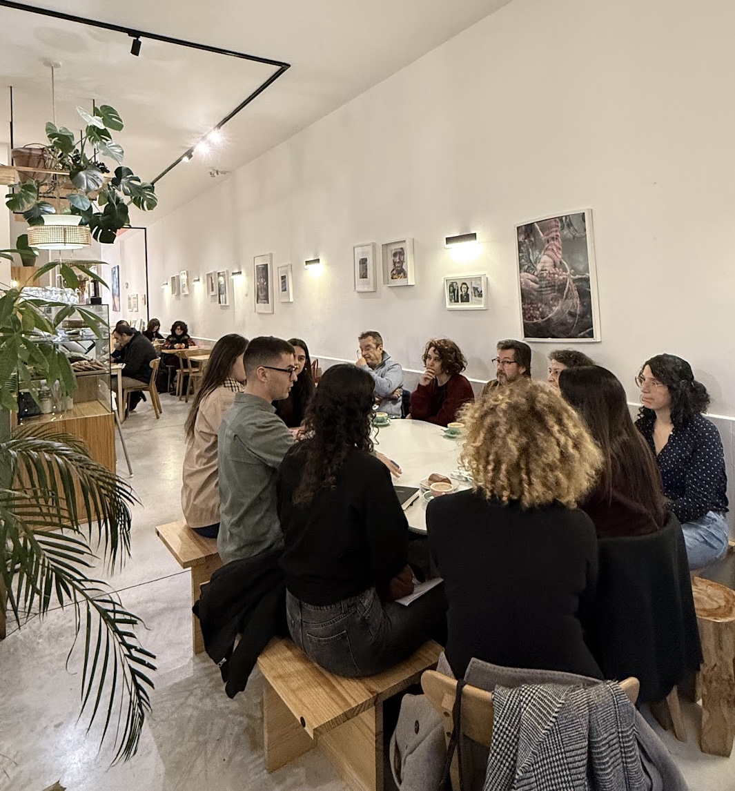 ☕ ¡El 18 de febrero vuelve nuestro #CaféEnComunidad! Un espacio mensual donde conocer nuestro proyecto, escuchar nuevas ideas y comenzar a construir juntos. 

¿Desayunamos juntos?👉🏻 bit.ly/3EpKiuO 

📍 Dromme Kaffee, Madrid
📅 Martes 18 de febrero

#JuntosSomosInfinito