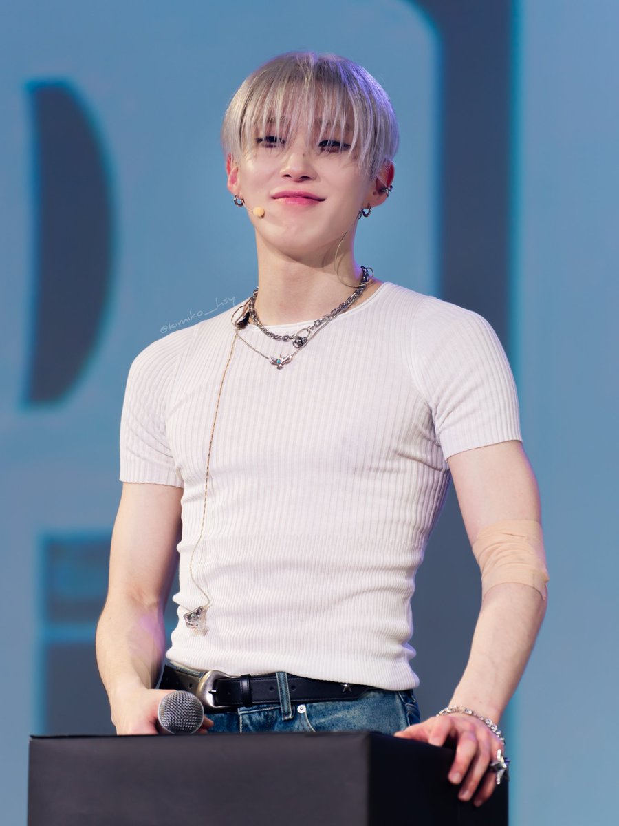 230723 피크타임 서울 앵콜콘서트
PEAKTIME [YOUR TIME] in SEOUL ENCORE CONCERT

241117 Moon Jong Up Concert [PETER 2024] In Taipei 

🎂🎉
오빠 생일축하해요💚

#HBD_JONGUP
#종업이라는_운명을_난따라가

#문종업
#MoonJongUp
#ムンジョンオプ
#文鐘業

#bap 
#방정유문 
#BANG_JUNG_YOO_MOON