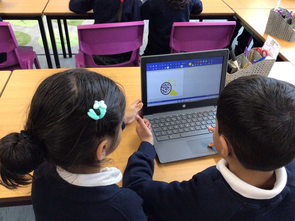 catherineinf's tweet image. Comets are enjoying their current @BCComputingHub unit. They had an amazing time creating their sunflower using all the skills they have learnt from the previous lessons. #teachcomputing #weareallstars
