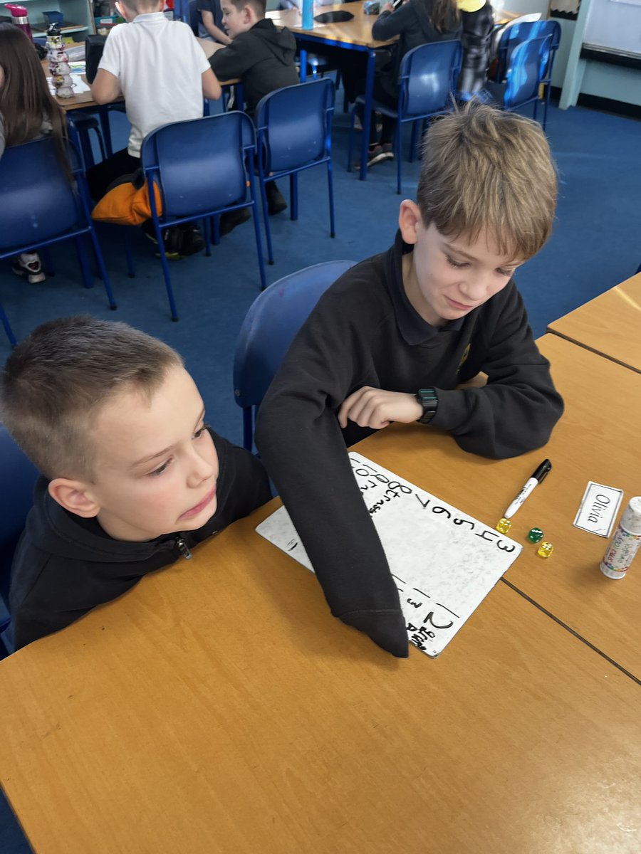 Miss Young P5Y KPS tweet media