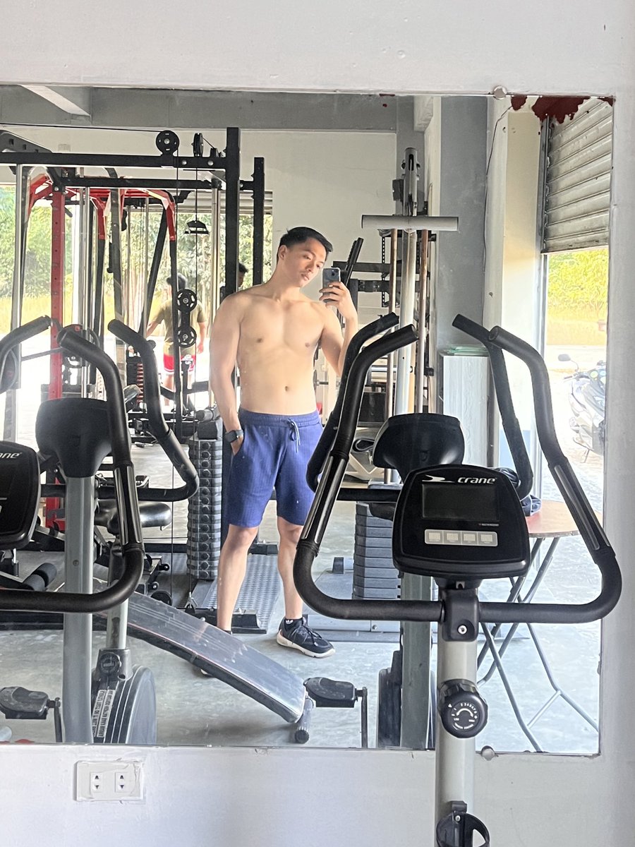 aljonpt's tweet photo. Dirty bulking season 🧁🍩🍫 https://t.co/dR9e3eDfUT