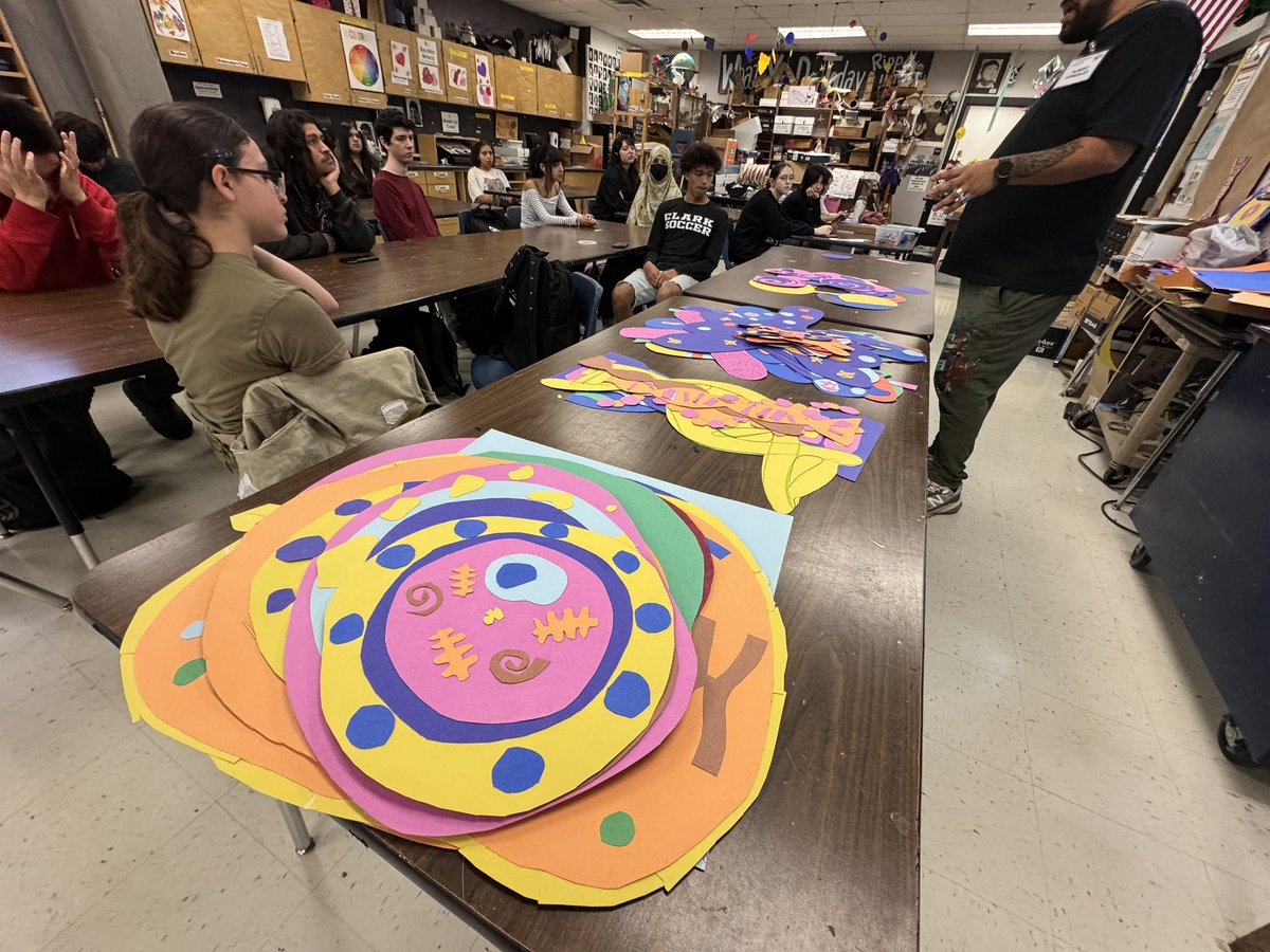 The Wabi Sabi man himself Albert Gonzales working on the UTSA-PaCE Artist In Residence “Clark HS  DNA Legacy Mural project. #utsa #nisdfinearts #nisdcreates #clarkhighschool