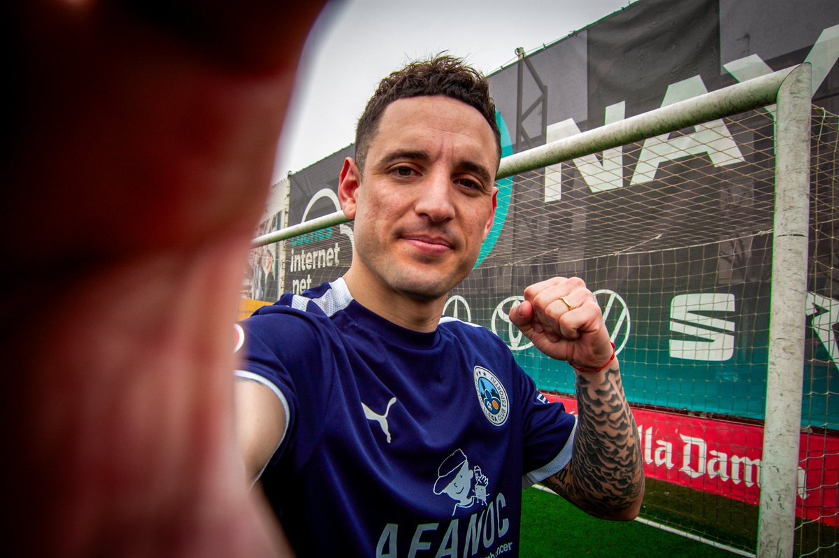 atletic_lleida's tweet photo. ERIC JEREZ π¦π·
SELFIEE TIMEE π€³π
#WelcomeEric https://t.co/5mOorW78F2