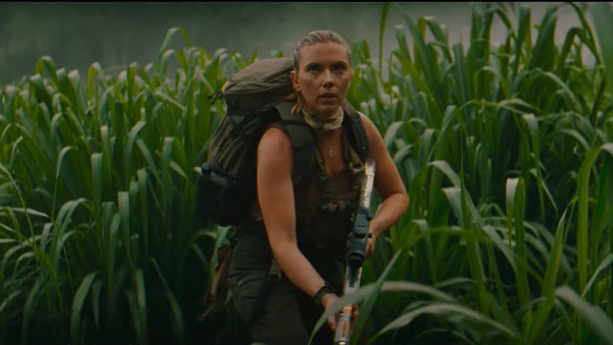 doraemaynat's tweet photo. actress scarlett johansson is back again iktr #JurassicWorldRebirth https://t.co/H27JOuwyTz