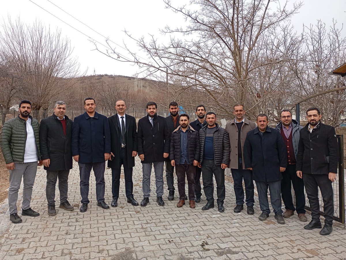KarakocanMuftu's tweet photo. ETKİLİ HUTBE SEMİNERİ DÜZENLENDİ

İlçe müftümuz Sn. Sezgin DÜLGEROĞLU ve murakıbımız Sn. Muhammed Furkan BAĞLIKOL'un katılımıyla 2.dönem etkili hutbe semineri bu hafta başarılı bir şekilde tamamlanmıştır. Katılımlarından dolayı hocalarımıza teşekkür ederiz. https://t.co/jrd7pz0lvo