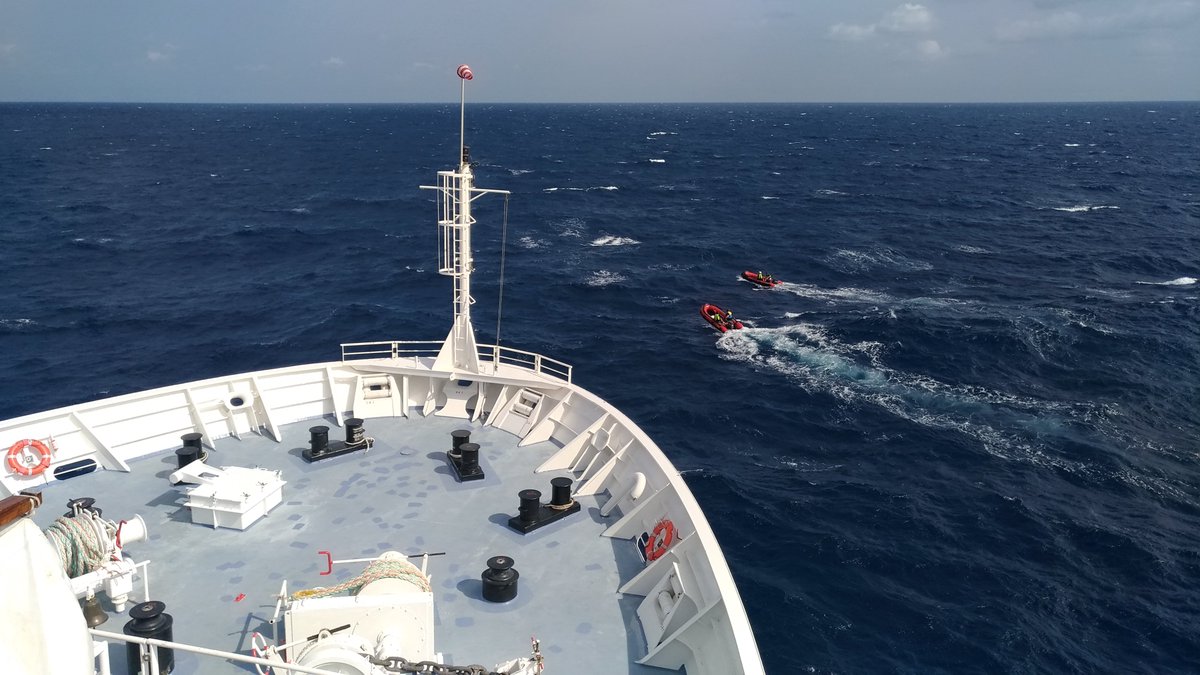 #News_igag
#articolo #online "Deep mantle earthquakes linked to CO2 degassing at the #MidAtlanticRidge" di Yu, Singh, Hamelin, Grenet, Maia, Briais, Petracchini, Brunelli

nature.com/articles/s4146…

#cnr #cnr_igag #cnr_igag_dinamica #igag_geo  #NatureCommunications