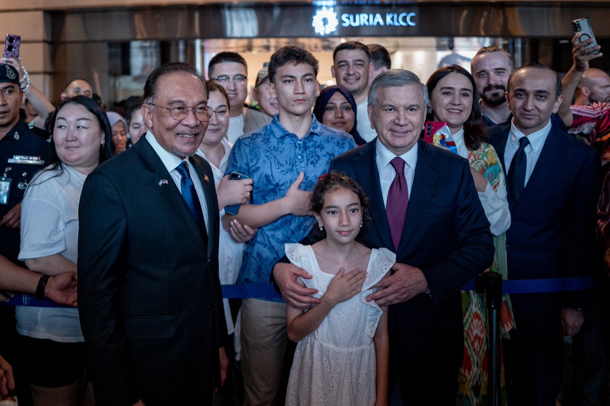 Anwar Ibrahim tweet media