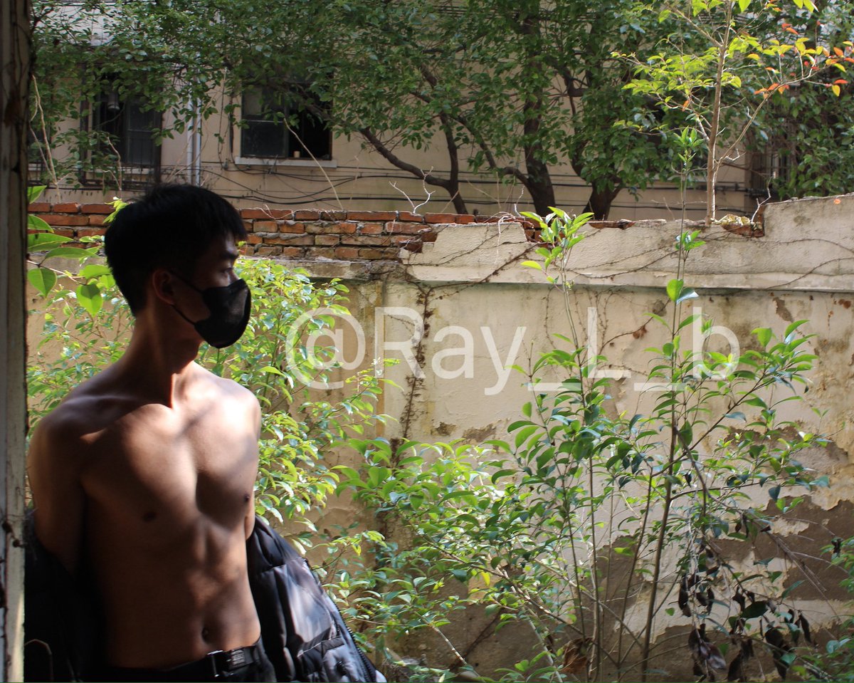 Ray-LB tweet media