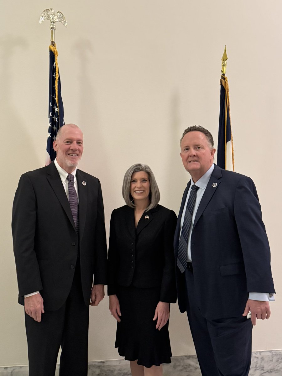 Midwest HIDTA (@midwesthidta) on Twitter photo This morning Midwest HIDTA Director Dan Neill and Deputy Director Dave Mizell had the honor of meeting with Iowa Senator Joni Ernst to discuss continued collaborations aimed at improving the protection and welfare of Iowa residents.
<a href="/SenJoniErnst/">Joni Ernst</a> <a href="/ONDCP/">ONDCP</a> <a href="/MidwestHIDTA/">Midwest HIDTA</a> This morning Midwest HIDTA Director Dan Neill and Deputy Director Dave Mizell had the honor of meeting with Iowa Senator Joni Ernst to discuss continued collaborations aimed at improving the protection and welfare of Iowa residents.
<a href="/SenJoniErnst/">Joni Ernst</a> <a href="/ONDCP/">ONDCP</a> <a href="/MidwestHIDTA/">Midwest HIDTA</a>