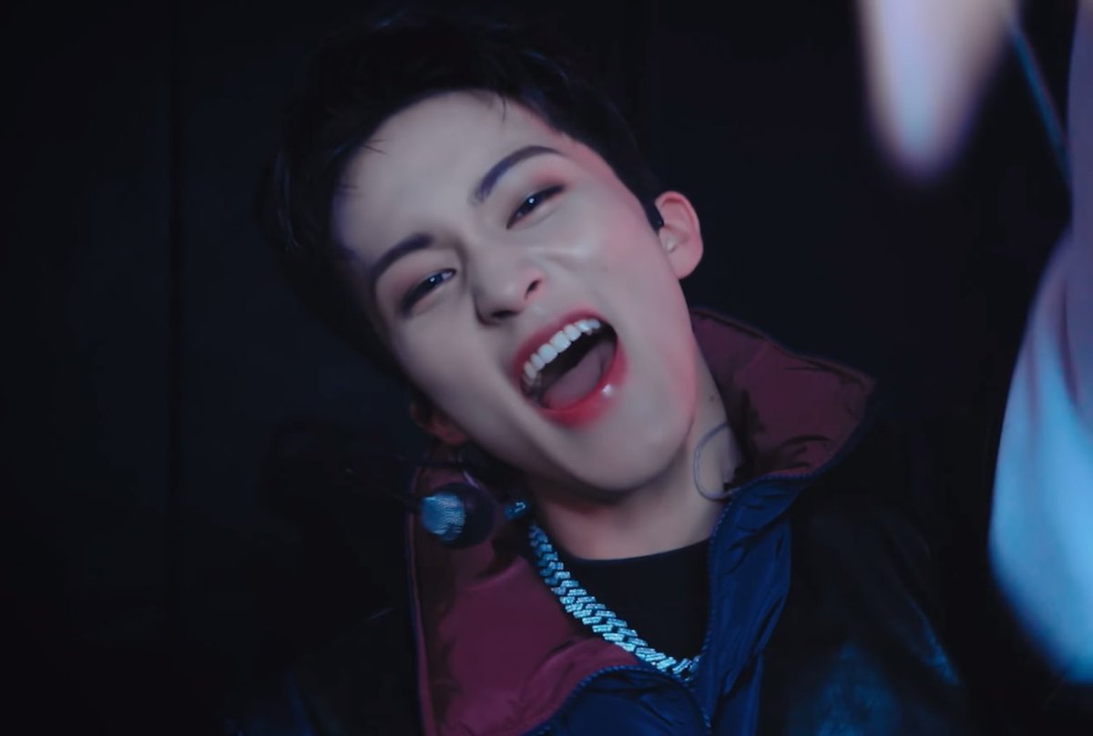 LOOKSMKL's tweet photo. handsome https://t.co/JwAP5BsFzb