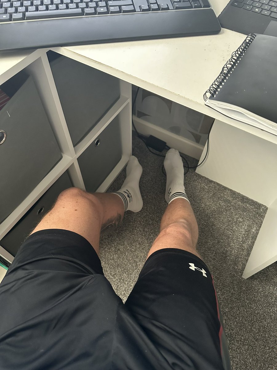 Scousebottomlad's tweet photo. Freeballing and horny working from home today! Who wants to get under my desk or bend me over it?? πππππ¦
#freeballing #hornyathome #workfromhome #suckme #horny #playwithme #makemecum #dick #cock #bottomlad #bendmeover #whitesocks #socks https://t.co/YEQOuALJqE