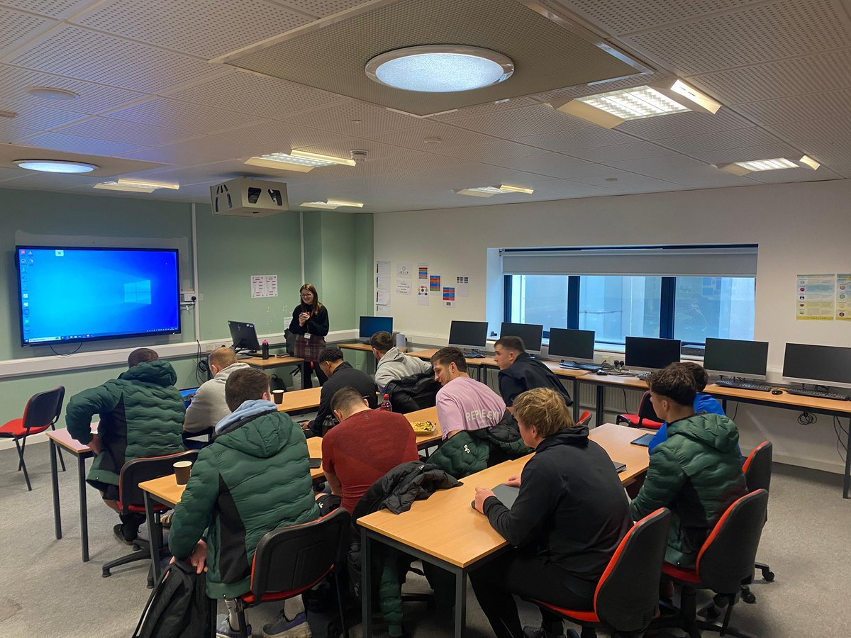 A brilliant start to the <a href="/ilm_uk/">ILM</a> Level 5 Leadership &amp; Management qualification for many of the <a href="/ospreys/">Ospreys</a> players last night! 🏉💼

Huge thanks to <a href="/NPTCGroup/">Grŵp Colegau NPTC Group of Colleges</a> for delivering the course. 

Great work from everyone involved 👏🏼