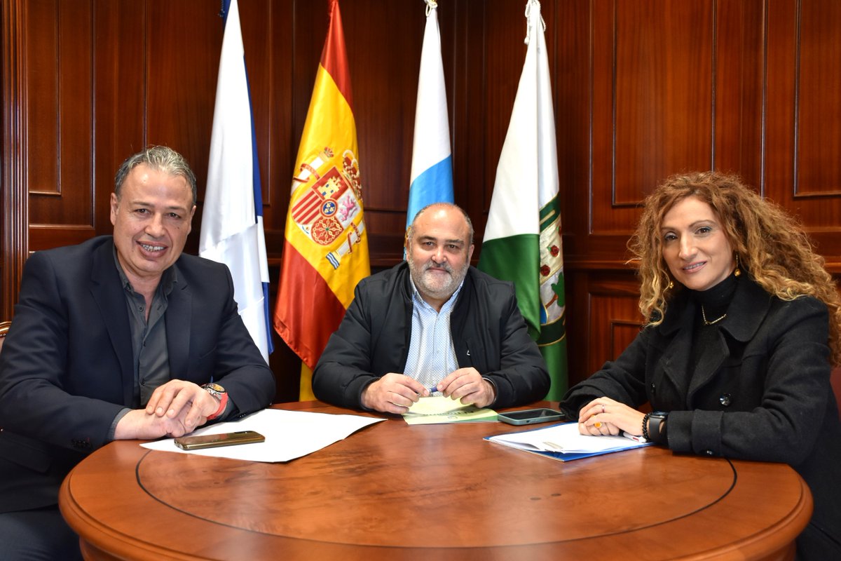 Ayuntamiento de El Rosario tweet media