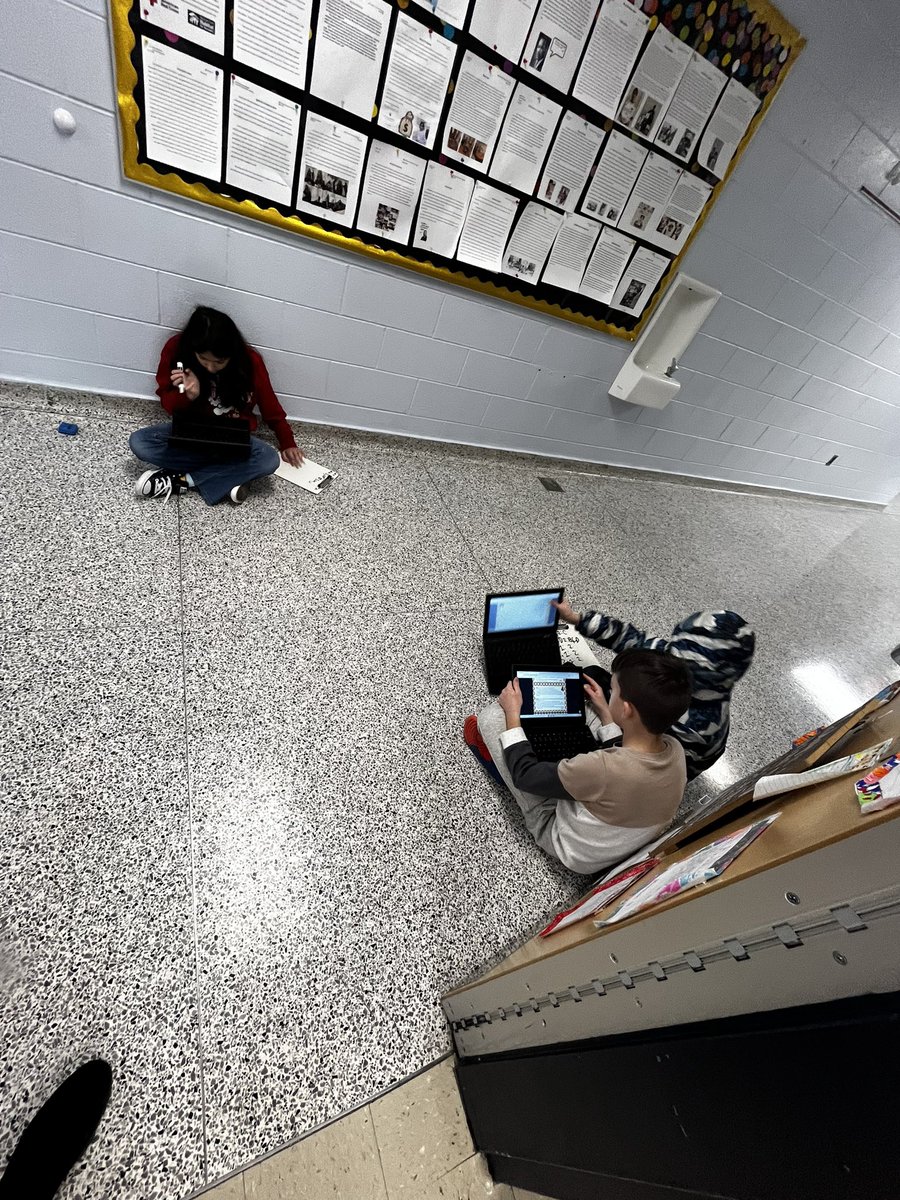 Robin Bayer tweet media