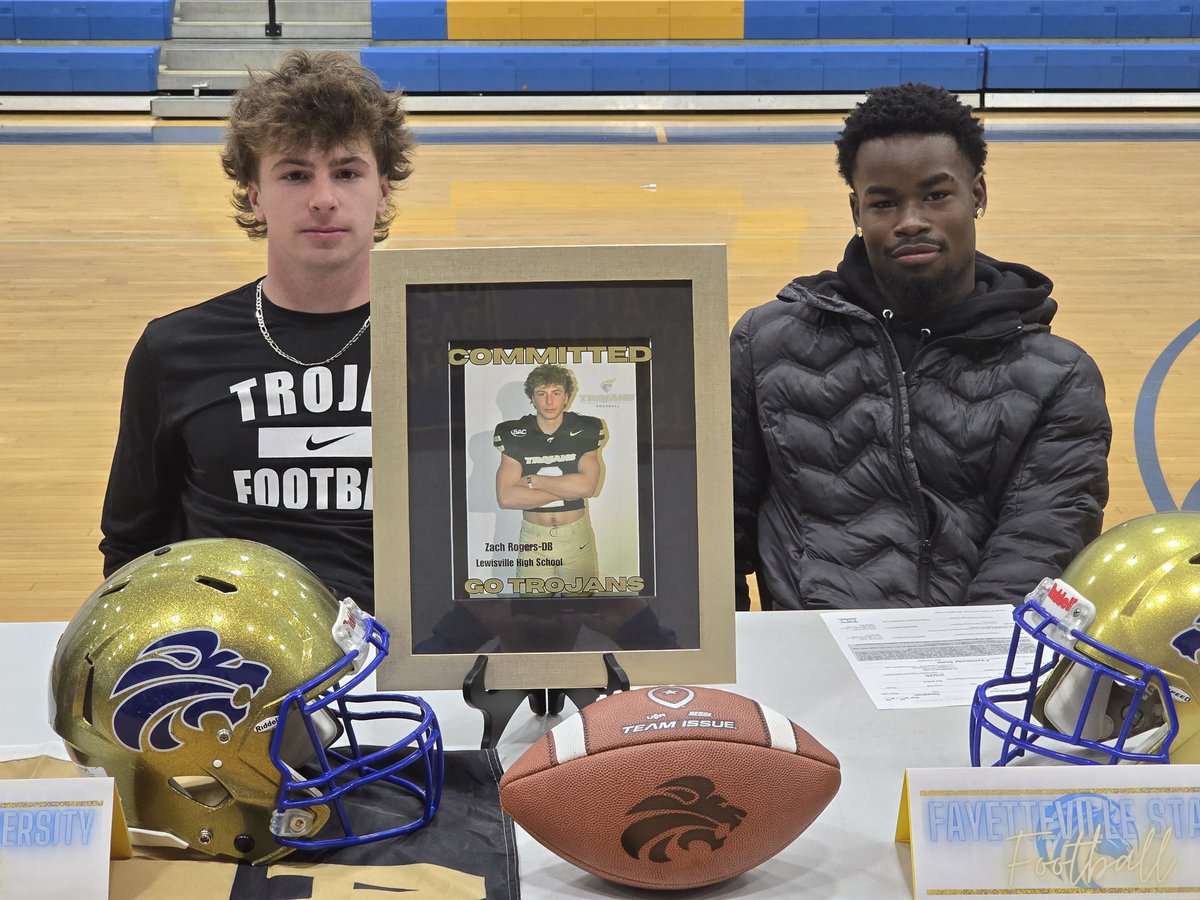 Congratulations on signing today <a href="/ZachRogers45/">Zach Rogers 2025 DB</a> &amp; <a href="/DeAdria74115861/">De’Adrian(Tay) Robinson</a> !!
#makeplaysnotexcuses