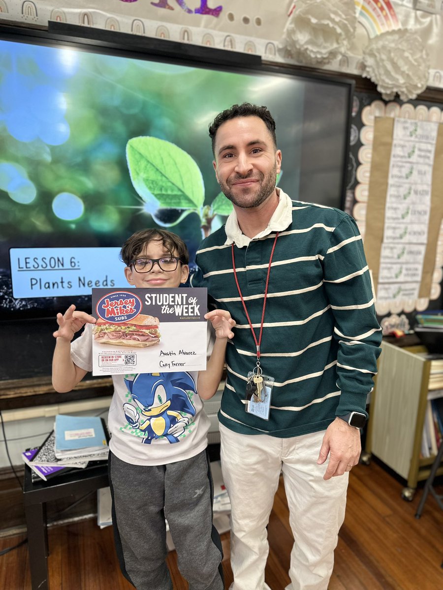 Congratulations to Austin for being named “Student of the Week” for homeroom 106. Thank you for leading by example by helping others, showing leadership and setting positive examples in the classroom.