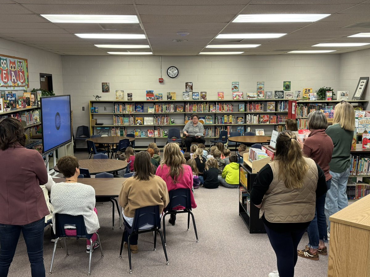 Wade Gibson (@wadegibson) on Twitter photo Librarians from across the <a href="/esu11/">ESU 11</a> area are in <a href="/efknights/">Eustis-Farnam PS</a> today for our meeting. Since today is #WorldReadAloudDay we are kicking things off with a class full of kids and a book with <a href="/Novel_Effect/">Novel Effect 📚🎶</a>! #TurnitUptoESU11 Librarians from across the <a href="/esu11/">ESU 11</a> area are in <a href="/efknights/">Eustis-Farnam PS</a> today for our meeting. Since today is #WorldReadAloudDay we are kicking things off with a class full of kids and a book with <a href="/Novel_Effect/">Novel Effect 📚🎶</a>! #TurnitUptoESU11