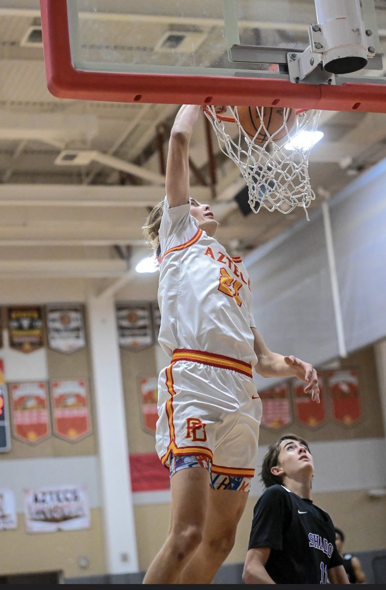 jakebrande2026's tweet image. #multisportathlete ⚾️🏀

📸dave@ecksteinphotos.com