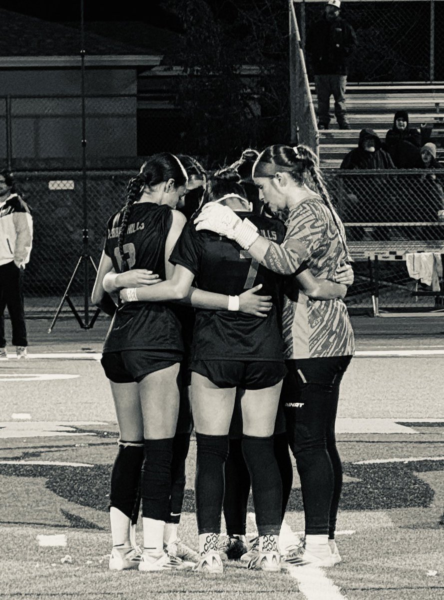 Pebble Hills HS Girls Soccer (@soccerphhs) on Twitter photo Great match last night vs Eastwood! SPARTA showed up but fell short in PKs 2(4)-2(3). We keep working and get ready for our next match this Friday at SAC II ⚽️<a href="/MeganMukiibi/">Megan Mukiibi</a> ⚽️Ana Lopez 🅰️Zoe Gallegos (PK ⚽️ <a href="/deeesss_tiny/">Destiny G</a> ⚽️<a href="/SamanthaLeon27/">Samantha Leon</a> ⚽️ <a href="/addiethekeeper/">Addison Garcia</a> ) Great match last night vs Eastwood! SPARTA showed up but fell short in PKs 2(4)-2(3). We keep working and get ready for our next match this Friday at SAC II ⚽️<a href="/MeganMukiibi/">Megan Mukiibi</a> ⚽️Ana Lopez 🅰️Zoe Gallegos (PK ⚽️ <a href="/deeesss_tiny/">Destiny G</a> ⚽️<a href="/SamanthaLeon27/">Samantha Leon</a> ⚽️ <a href="/addiethekeeper/">Addison Garcia</a> )