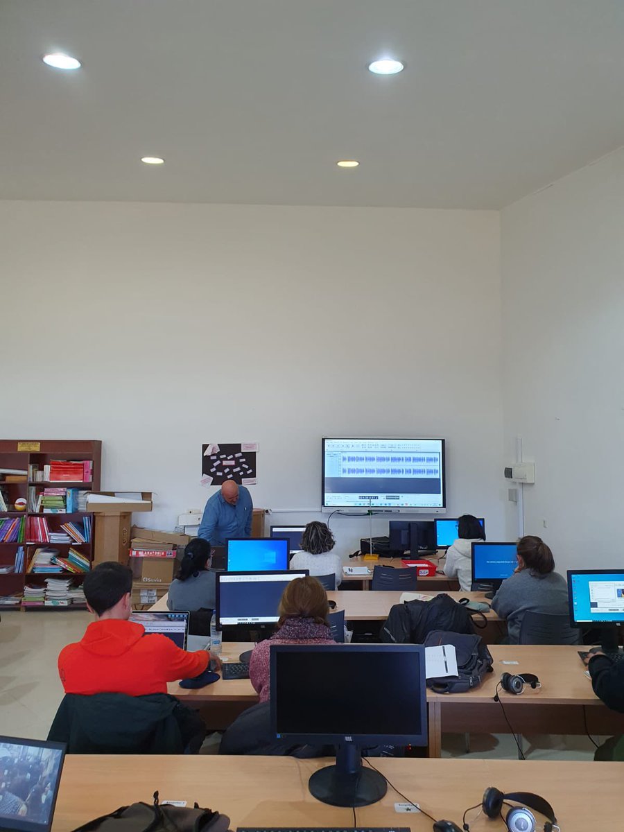 CFIE_Avila's tweet photo. Seguimos investigando con Audacity en @CRAAltoGredos de la mano de José Luis Sanz https://t.co/3AFijdSJNh