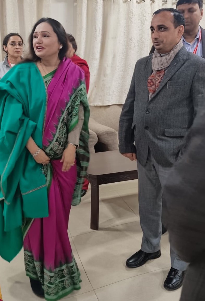 Meeting jury members of the <a href="/AIUIndia/">Association of Indian Universities (AIU)</a> #UNIFEST #Northzone at <a href="/OfficialPU/">Panjab University, Chandigarh</a> University, Chandigarh. Incredibly talented students. Distinguished jury.  Amazing host.
#Creativity #music #dance #theatre #finearts #literary #students