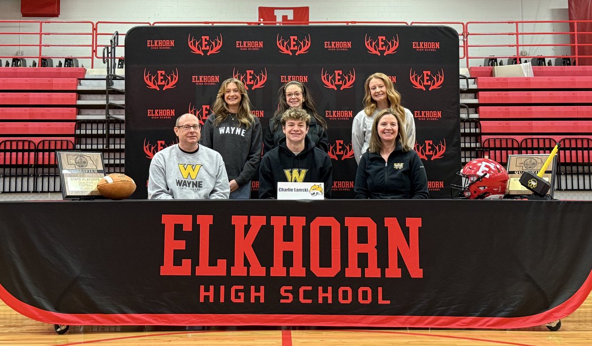 EHS_Activity's tweet photo. 🚨2025 Winter EHS Signing Day 🚨

Congratulations to Charlie on committing to compete in Football and continue his academic studies at Wayne State College! @1stDownAntlers @WayneStFootball https://t.co/wFXh7t9sCb