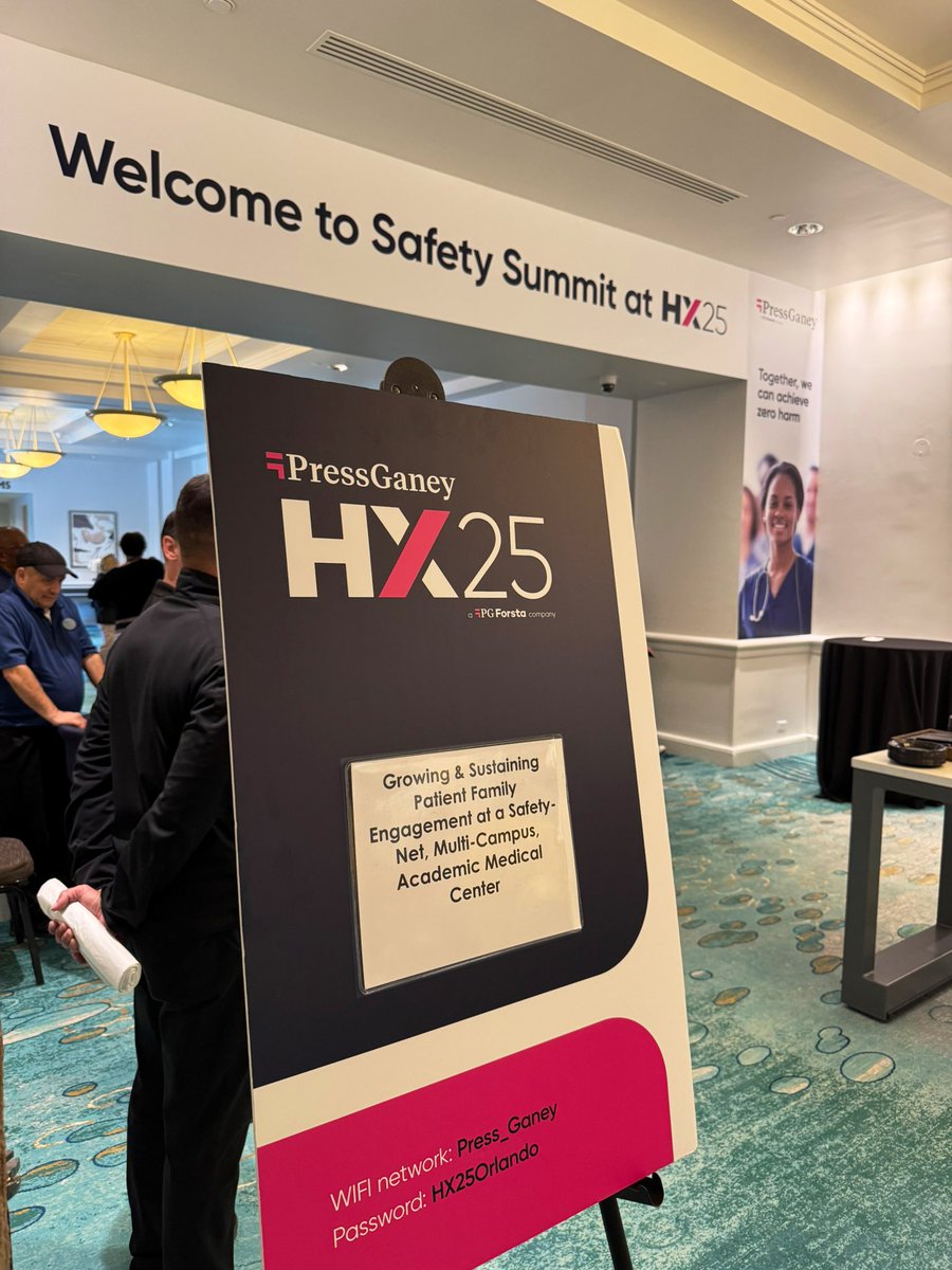 _Jess_Kelly's tweet image. So proud of this team representing @UNMHospital @PressGaney #hx25 with over 3,000 attendees!! “How to Grow &amp;amp; Sustain Patient Family Engagement.”