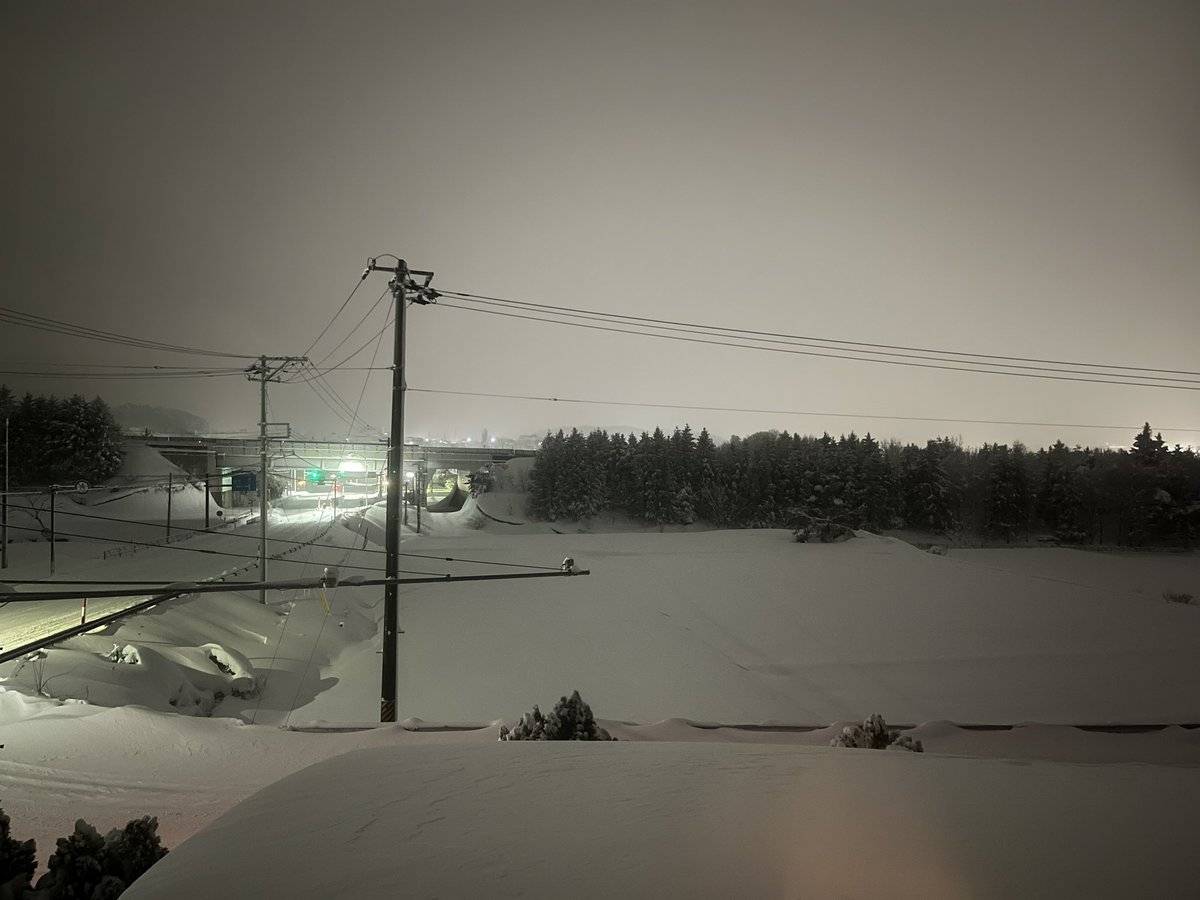 #国道49号

#大雪　で　#集中除雪　の為に通行止めになっていた影響で今も静まり返っています。

#空ネット