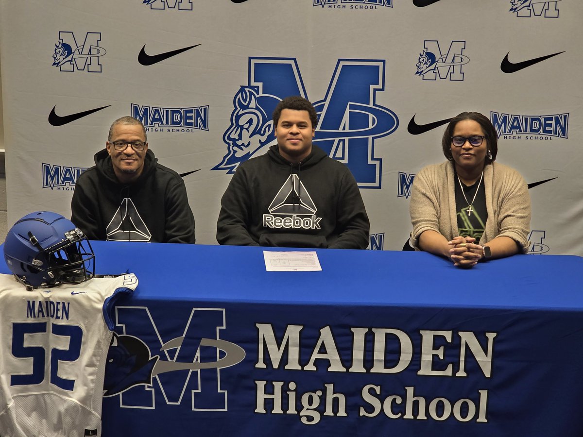 MHSBlueDevilsFB's tweet photo. Congratulations to @__geraldann52 on signing his NLI to play at the next level at @presbycollege #MaidenFootball https://t.co/0yA98OA6KN