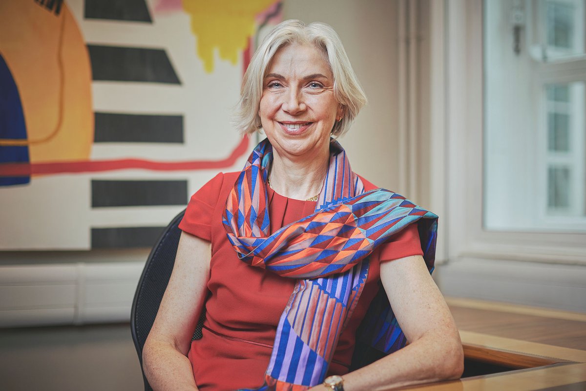 Got a question for Vice-Chancellor Shân Wareing? 💬 

Next week, MDXSU is hosting an 'Ask Your VC' session at MDX House 🎤

📅 Monday 10 Feb
⏰ 12 pm

Drop by to chat with Shân about all things MDX—or send in your question ahead of time 👉  bit.ly/40S9r9o