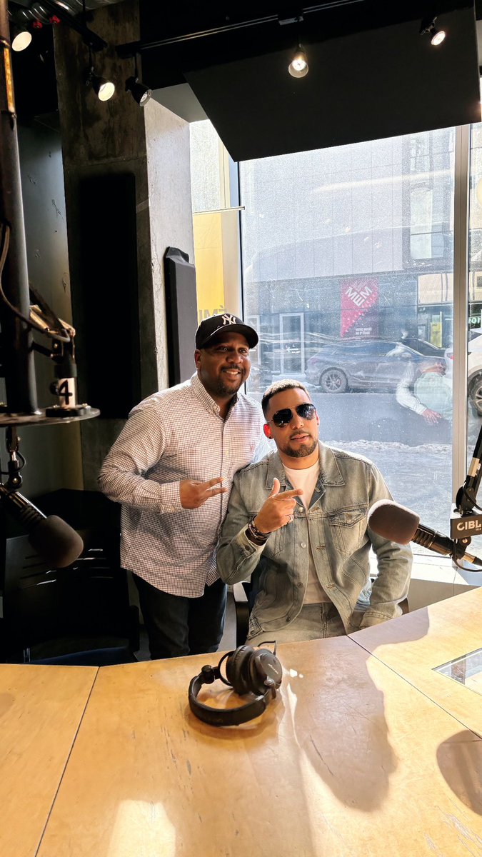 s1boofficiel's tweet image. De passage à #CIBL 101.5fm 
Merci pour l’invitation Chad