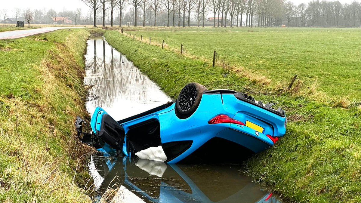Automobilist in sloot nabij Gendringen