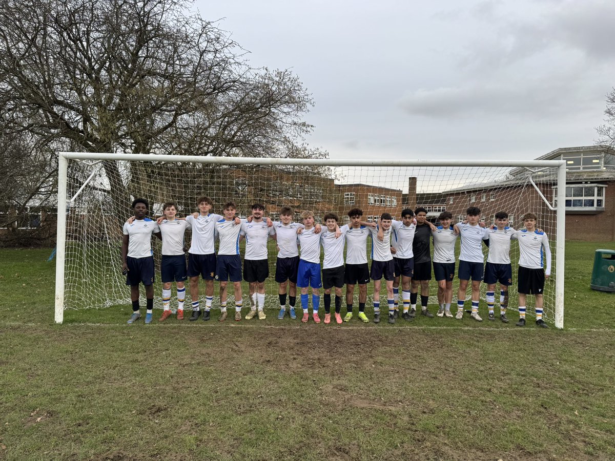 Well done to the Senior XI who progress into the next round of the District Cup!

A 5-0 victory against Townsend, in tough conditions was enough to see them secure a win. Goals from Eddie J (x3), Jack D and Alfie L⚽️💙
