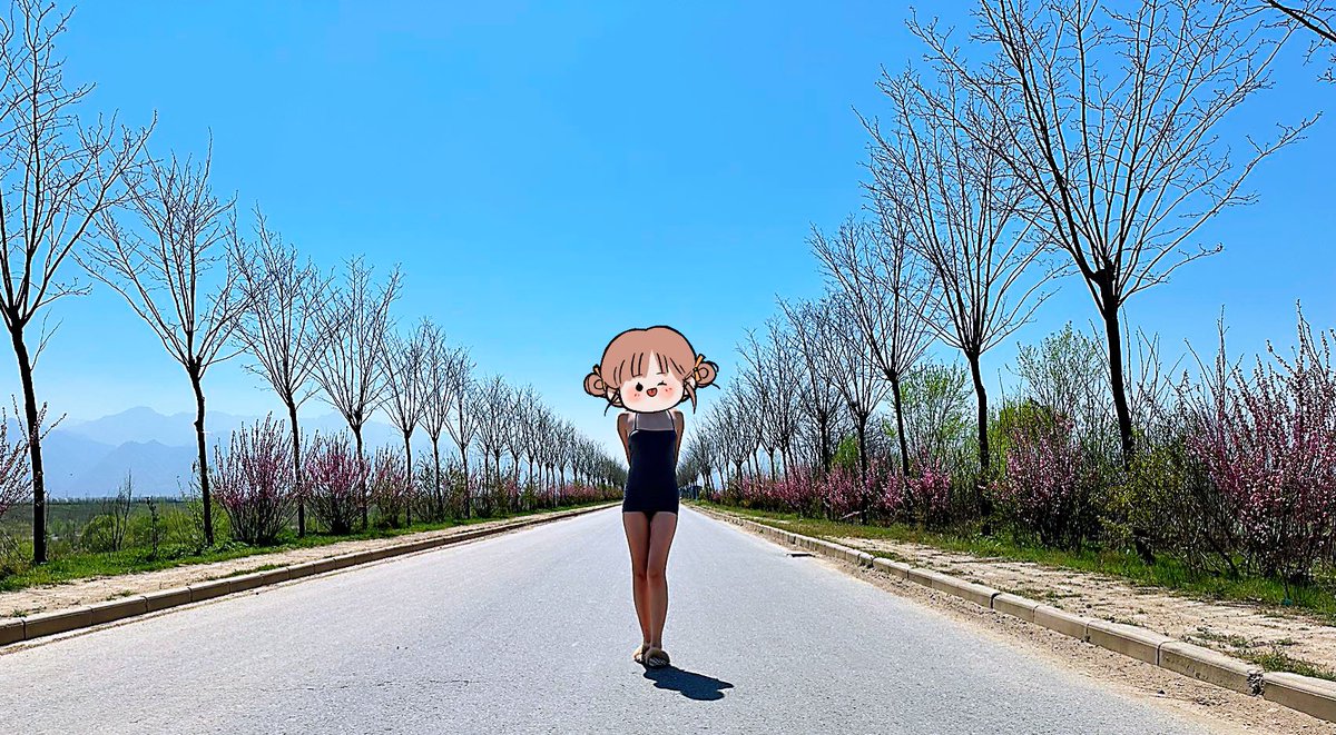 新年快乐呀！
最近没更新是因为真的冷呀。

要把最美的背部留给后面的司机哦～

@luchu888888 https://t.co/471NQ06HxV