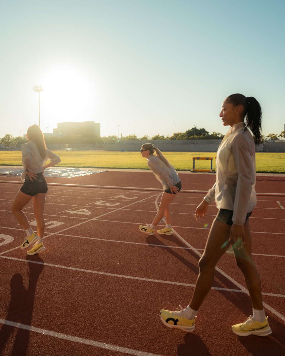 on_running's tweet photo. Straight from training camp, ready to race. Meet the new Zero collection.
Approved by our OAC Europe athletes, these pieces were put through their paces. Pair them with the Cloudboom Strike for your fastest race day yet.
Drops February 6.
#DreamOn #Cloudboom #ZeroCollection https://t.co/HQL4QYmy6p