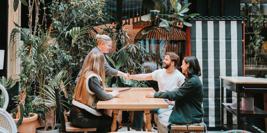 UK_Awin's tweet image. Affiliate marketing generated £1.7 billion in UK ad spend last year, outpacing industry growth by 50%.

Our CEO, Adam Ross, explains how Awin’s Conversion Protection Initiative is preparing to add billions to affiliate marketing’s value.

👉 ow.ly/6fmE50UKS5q

#TheDrum