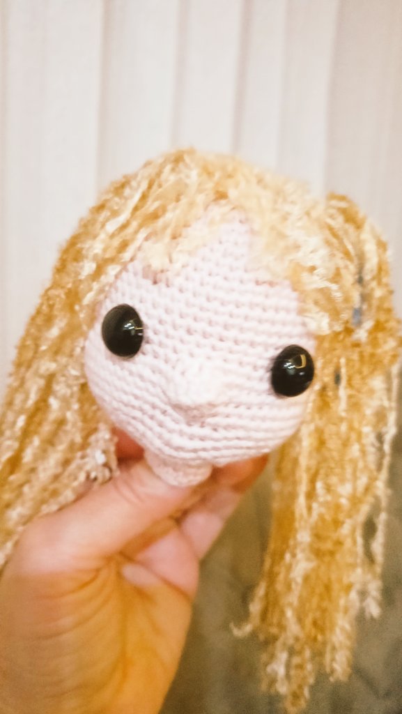 Sarışın
#amigurumi
#elişi
#ipişleri
#amigurumi