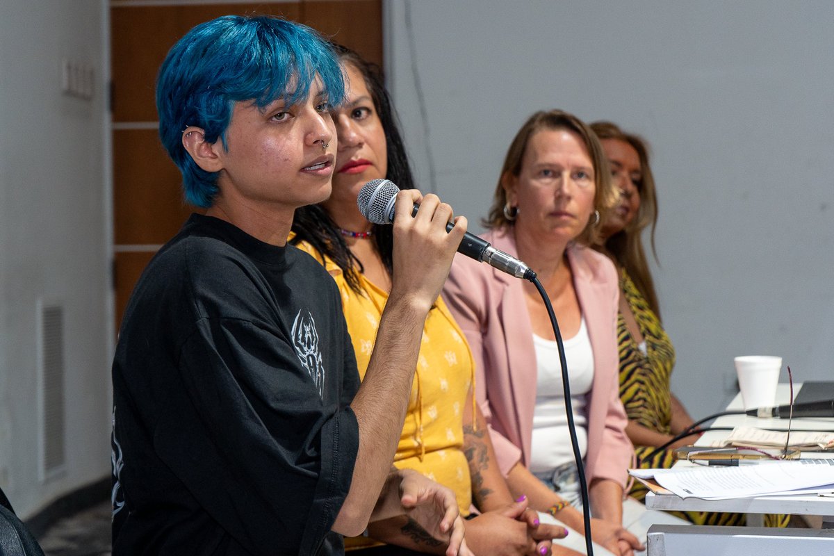 MGDSalta's tweet photo. El @ovcmsalta presentó hoy el informe “Experiencias de discriminación y violencia en espacios educativos por identidad de género y orientación sexual en adolescentes y juventudes LGBTIQ+”, y fuimos parte 🙋‍♀️. https://t.co/gIimcQYOP7