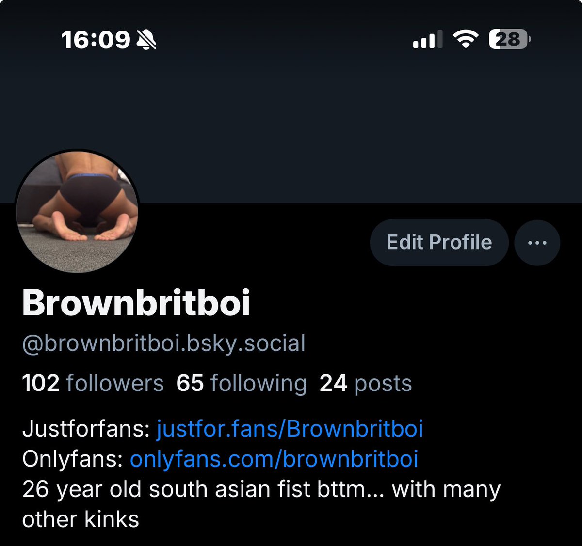 brownbritboi's tweet photo. 🦋 Catch my ass on here too😘😈👊🏽 https://t.co/t6Sny3piFe
