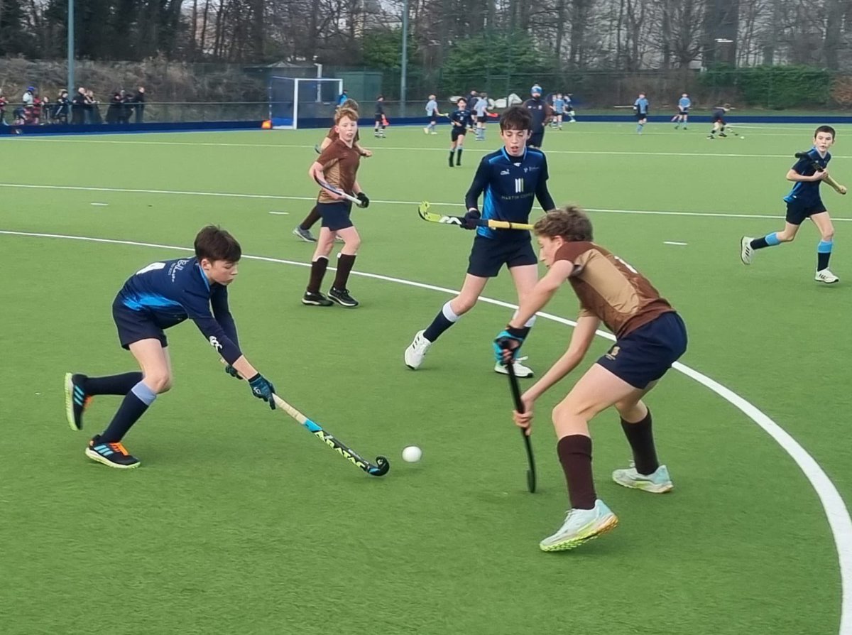 BelhavenSport's tweet photo. 1st Boys π have played some brilliant hockey & kept a clean sheet to top their group to earn a place in the Cup Semi Finals which starts at 1640. ππ
#BeHardworking https://t.co/DLzMz8ZwVy