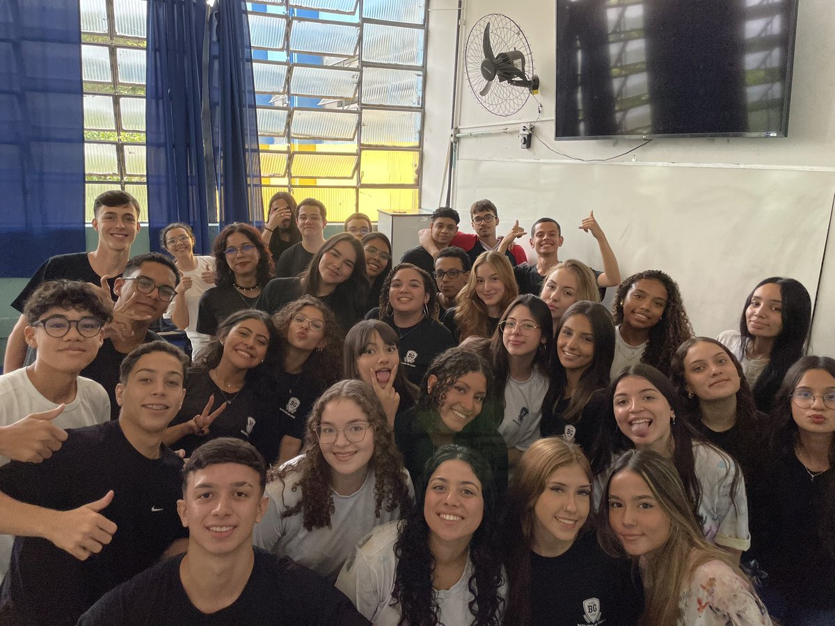 scmarketada's tweet photo. Terceirou para os nossos marketeiros!💙🆙 https://t.co/CBKvnNtbnK