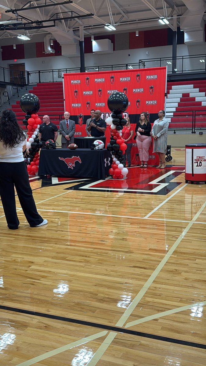 Manor ISD Athletics tweet media