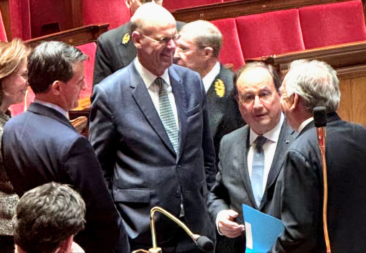 alma_dufour's tweet photo. Une image vaut mille mots https://t.co/uAtQgYksvf