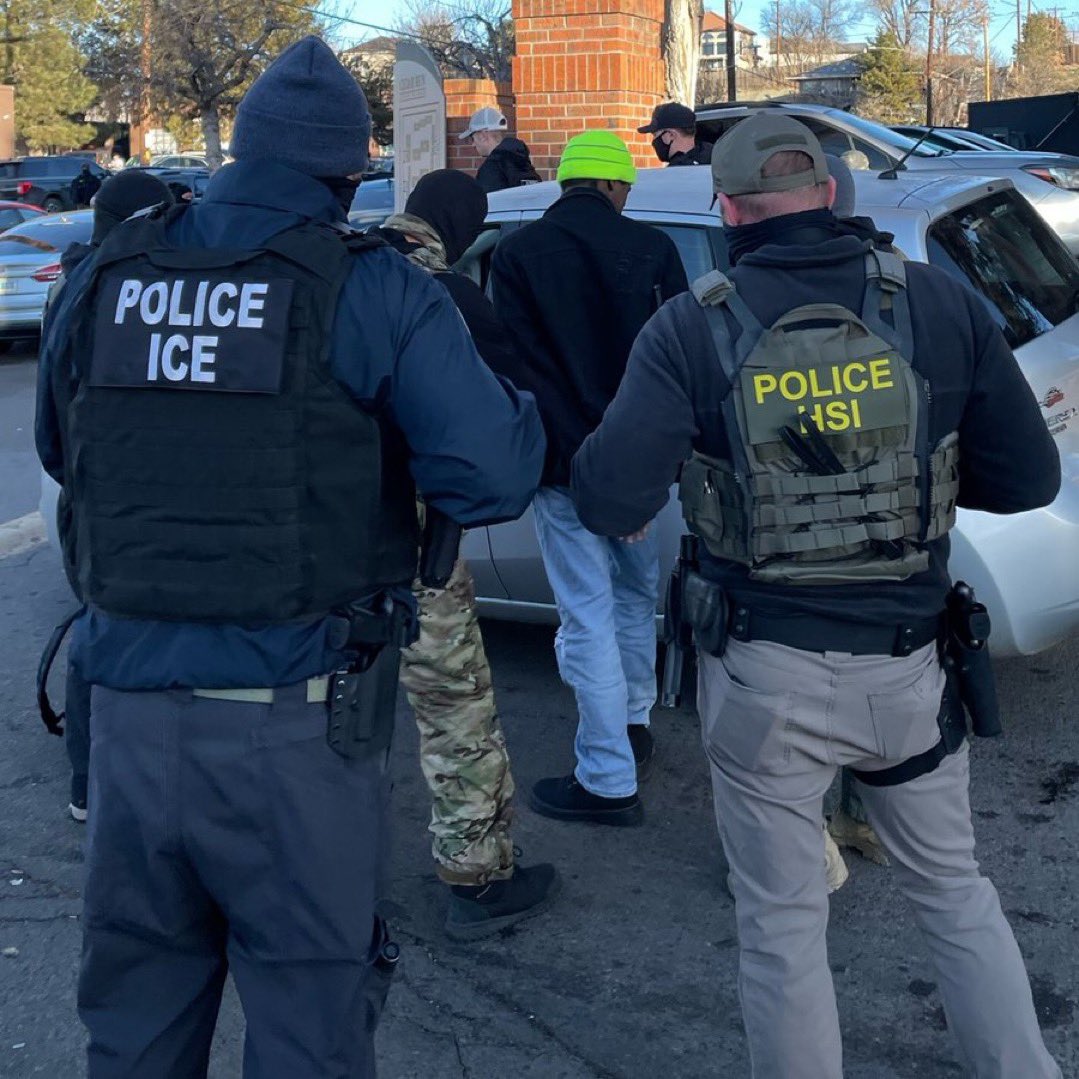 New in Colorado: 🚨 

ICE officially announced ‘Operation Aurora’ netted over 100 members of the Venezuelan gang Tren de Aragua today alone!

Arresting over 100 members of TdA was a joint effort between ICE, the FBI, DEA, CBP, ATF, and US Marshals! 

Today was a great day for