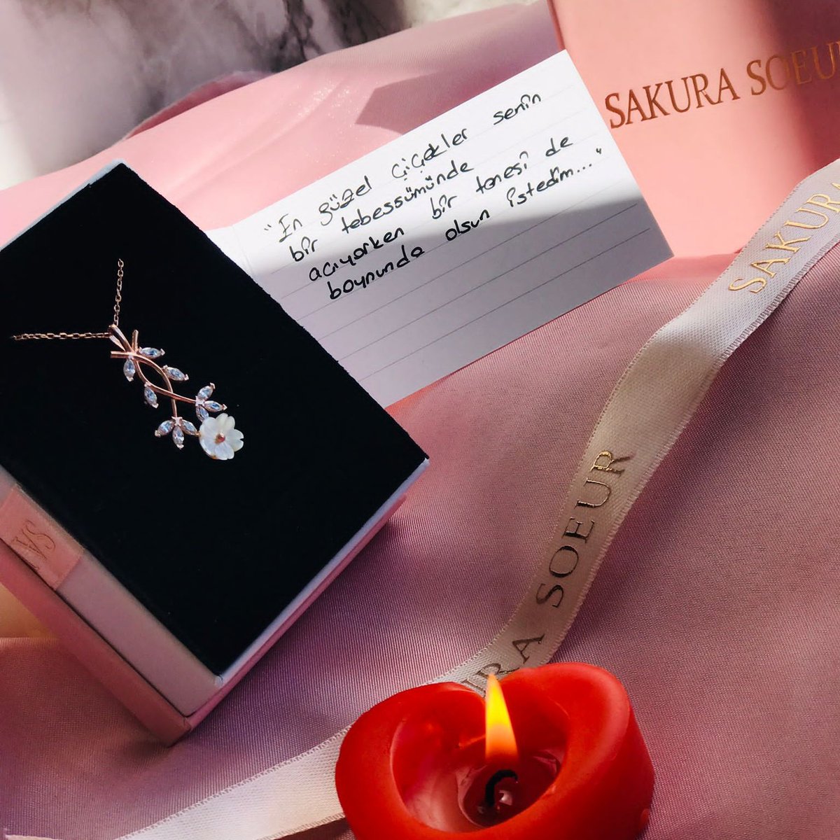 S A K U R A tweet media